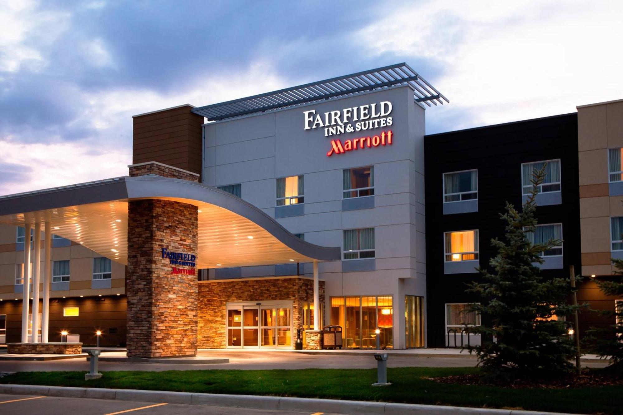 Fairfield Inn & Suites By Marriott Lethbridge Eksteriør bilde