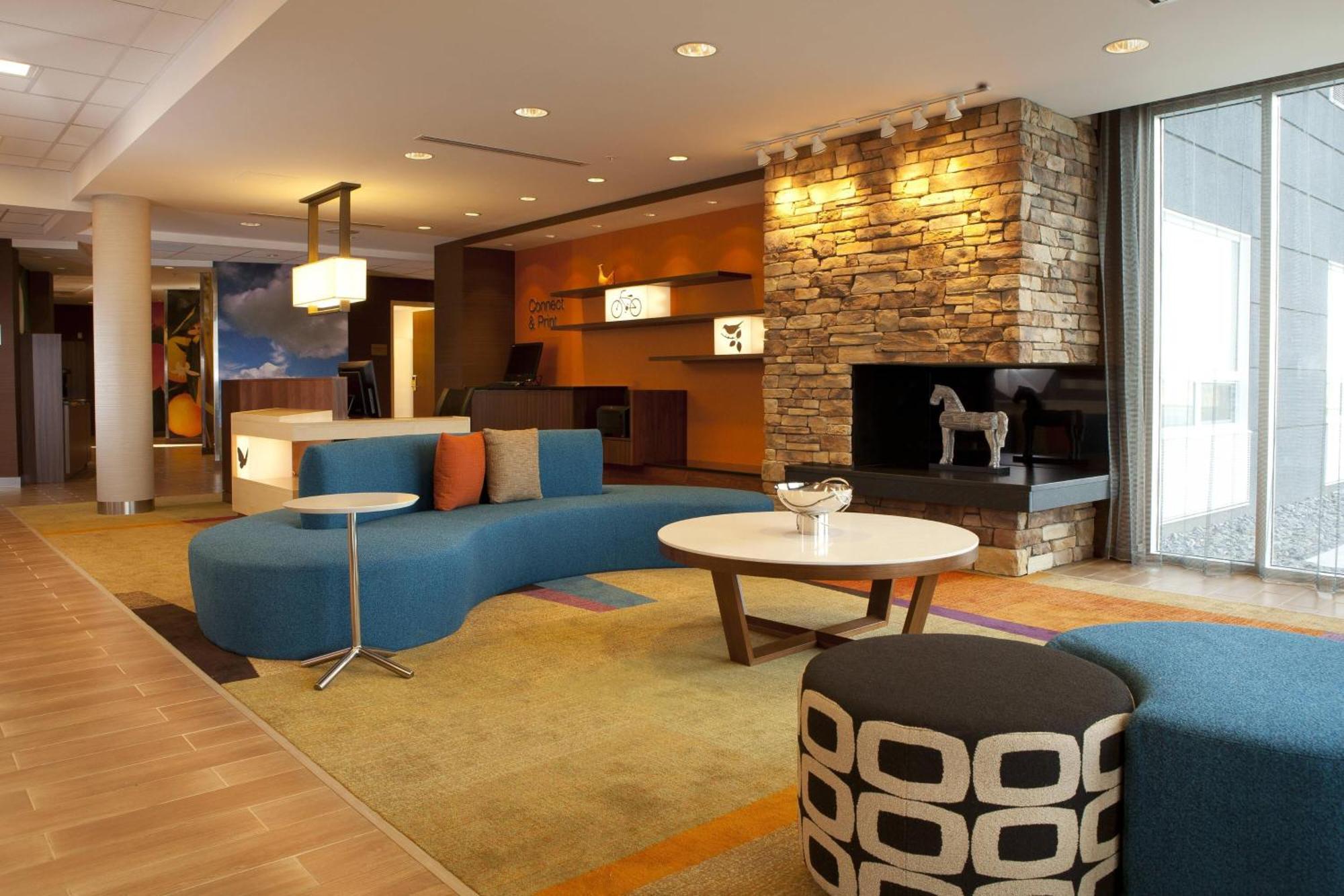Fairfield Inn & Suites By Marriott Lethbridge Eksteriør bilde